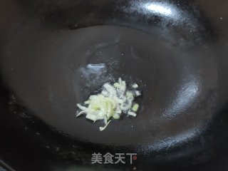 虾仁烩丝瓜步骤4