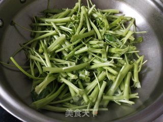 辣炒空心菜梗步骤3