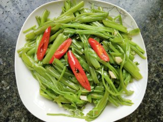 辣炒空心菜梗步骤7
