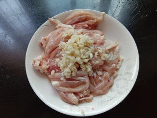 蒜香叉烧鸡腿排步骤4