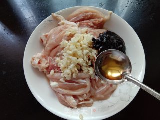 蒜香叉烧鸡腿排步骤6