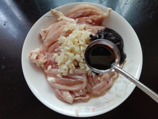 蒜香叉烧鸡腿排步骤7
