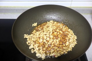 超下饭的肉末蒜薹豆干步骤3