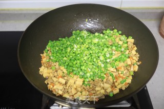 超下饭的肉末蒜薹豆干步骤5