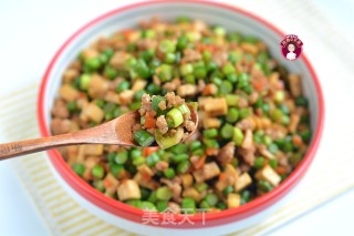 超下饭的肉末蒜薹豆干步骤6