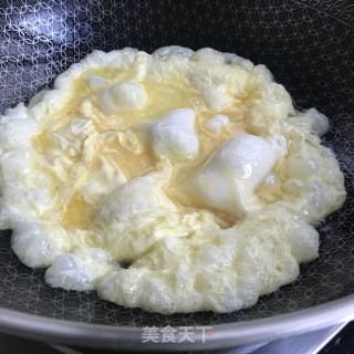 苦瓜洋葱炒蛋步骤7