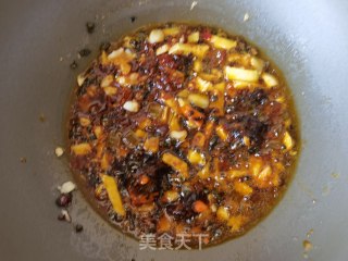 小米椒芹菜炒虾尾步骤6