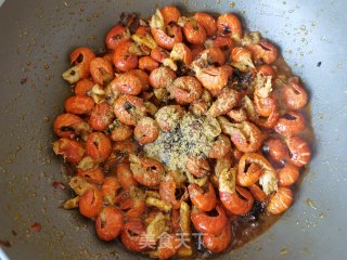小米椒芹菜炒虾尾步骤9