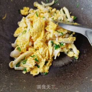 白玉菇滑蛋步骤13