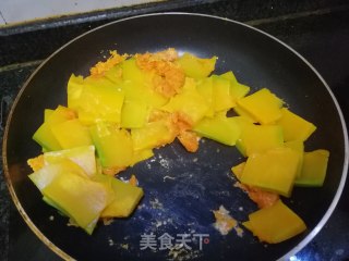 咸蛋黄南瓜步骤7