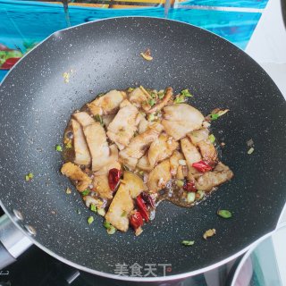 五花肉炒包菜步骤6