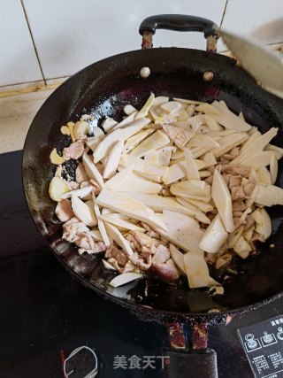 笋子肉片步骤2