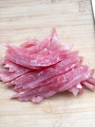 肉丝乌鸡蛋炒胡萝卜步骤2