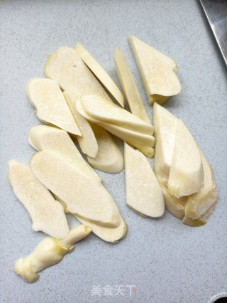老干妈蒸茭白步骤2