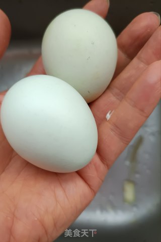 茭白炒乌鸡蛋步骤3