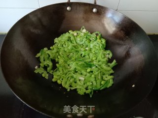 毛豆炒苦瓜步骤10