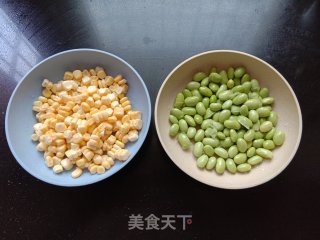 玉米炒毛豆步骤1