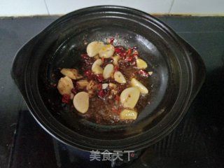 砂锅啤酒鱼头步骤4