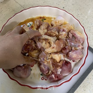 虫草花香菇滑鸡步骤3