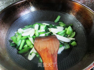 茭白炒菜芯步骤9