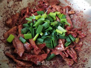 红糟炒笋干步骤7