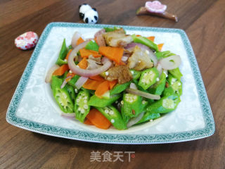 洋葱秋葵炒肉步骤4