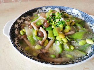 蟹味菇青豆烩丝瓜步骤10
