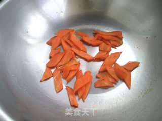 苦瓜胡萝卜炒鸡蛋步骤5