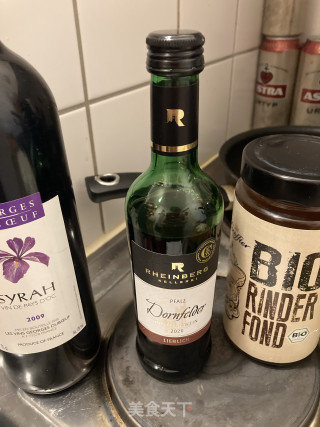法式红酒炖牛肉步骤1