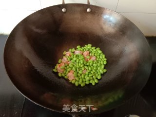 毛豆米炒虾仁步骤5