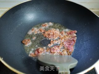 肉炒腊香干步骤1