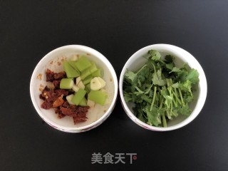麻辣干锅虾步骤3