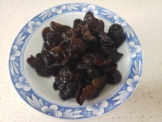 洋葱炒红肠步骤5