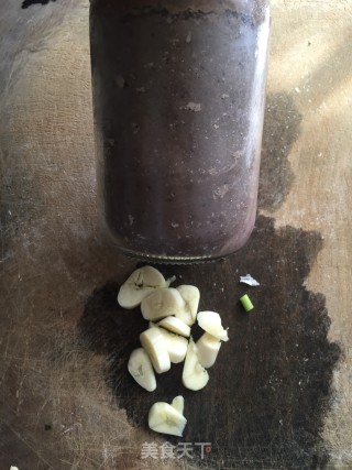 虾酱通菜梗步骤1