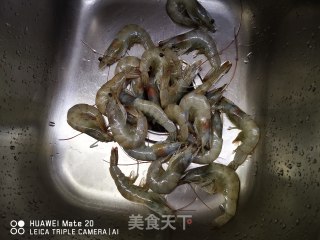干锅虾步骤1