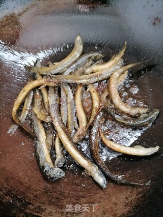 香辣泥鳅步骤2
