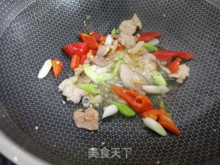 溜炒菌菇步骤7
