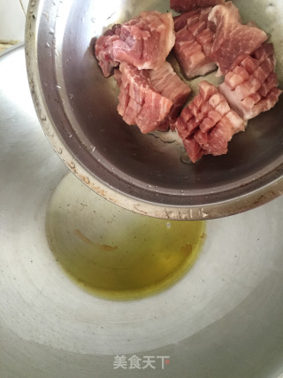 山豆角焖瘦肉步骤5