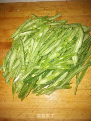 清炒四季豆步骤2