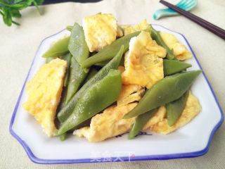 鸡蛋炒豆角步骤7