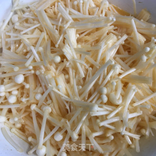 香葱鸡蛋煎金针菇步骤5