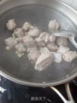 咖喱炖排骨步骤8