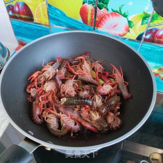 家常小龙虾步骤9