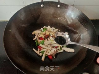 小炒双菇步骤7