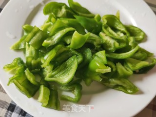 辣椒黄瓜炒青虾步骤4