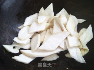 茄汁杏鲍菇胡萝卜步骤3