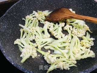 干锅花菜（家常版）步骤2