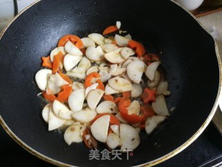 杏鲍菇黄瓜炒肉片步骤5