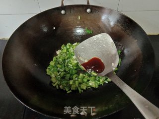 青椒碎炒空心菜步骤4
