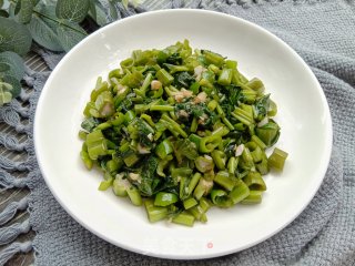 青椒碎炒空心菜步骤7